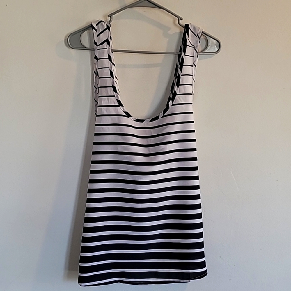 Women's striped tank top from DNA Couture in size large.